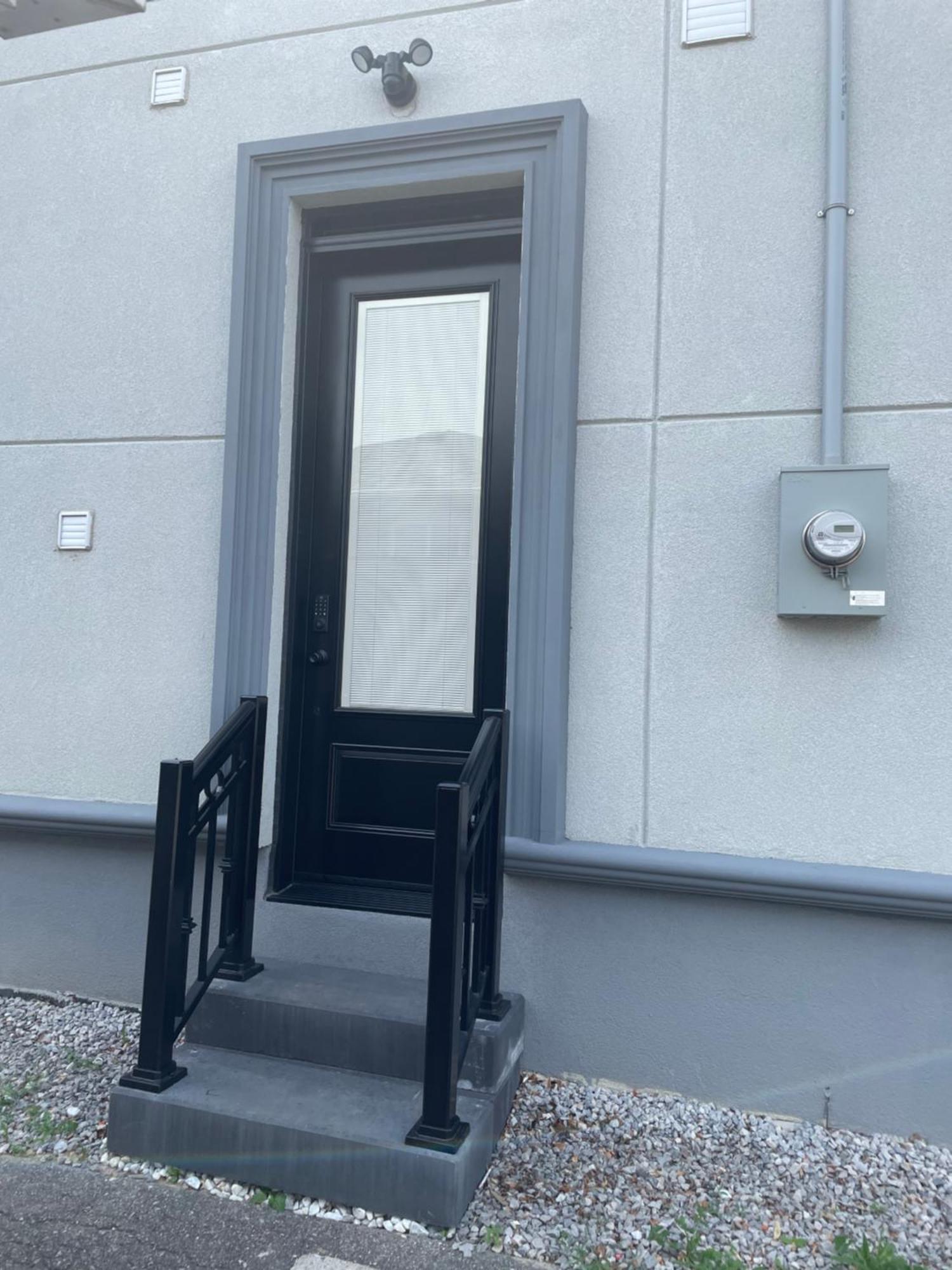 Luxury Basement-private Bdr & Bathroom With Free Parking In Toronto