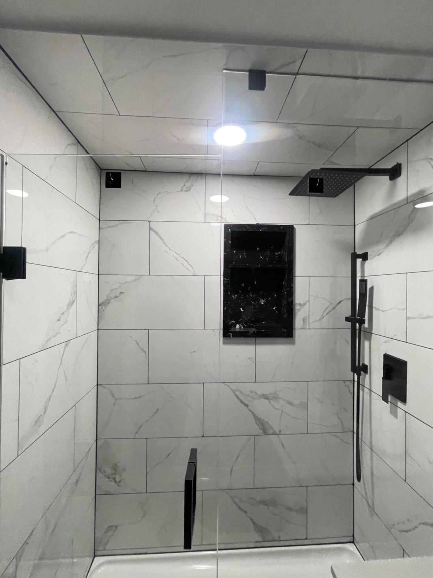 Homestay Luxury Basement-private Bdr & Bathroom With Free Parking In *